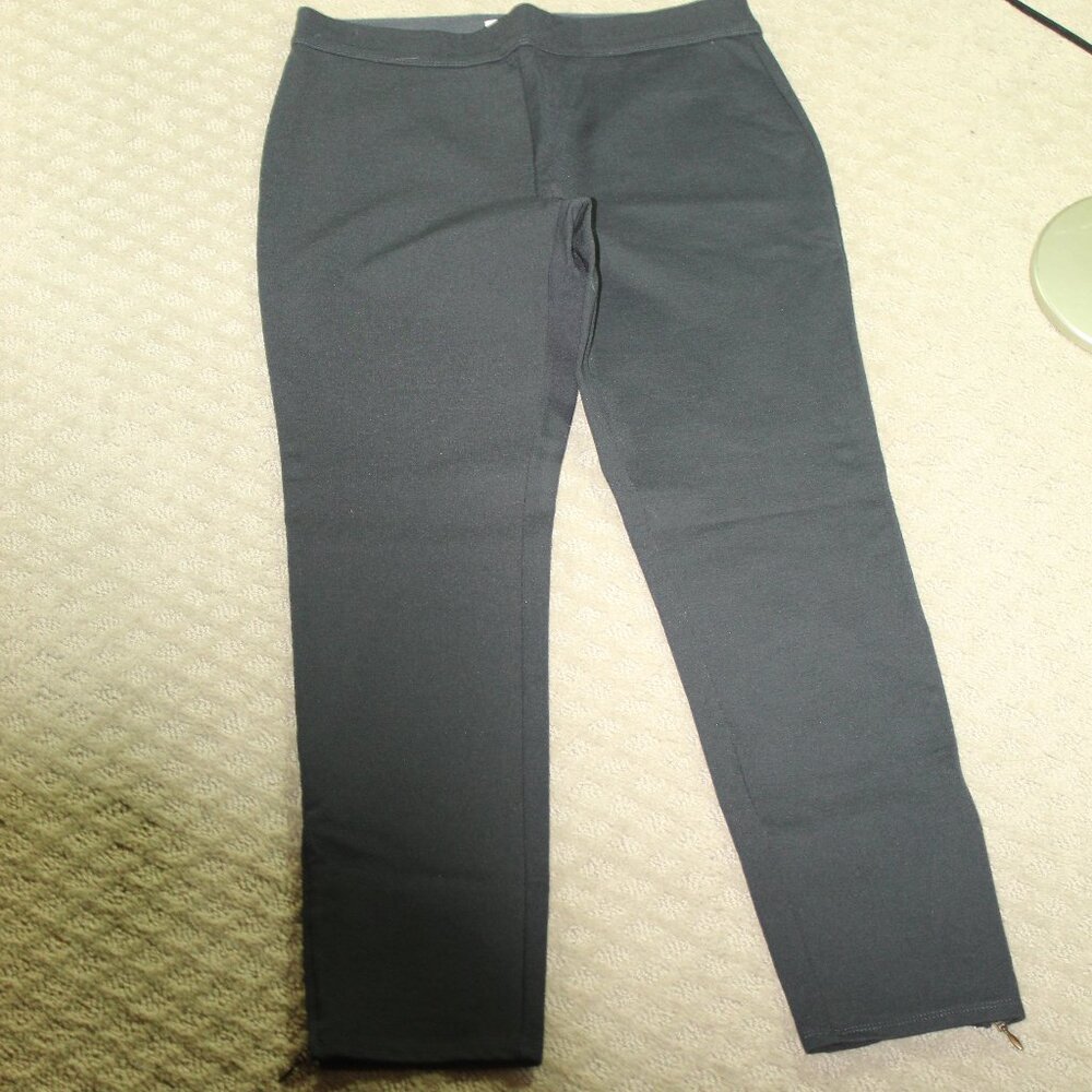 Max Studio Women's S Ponte Pants